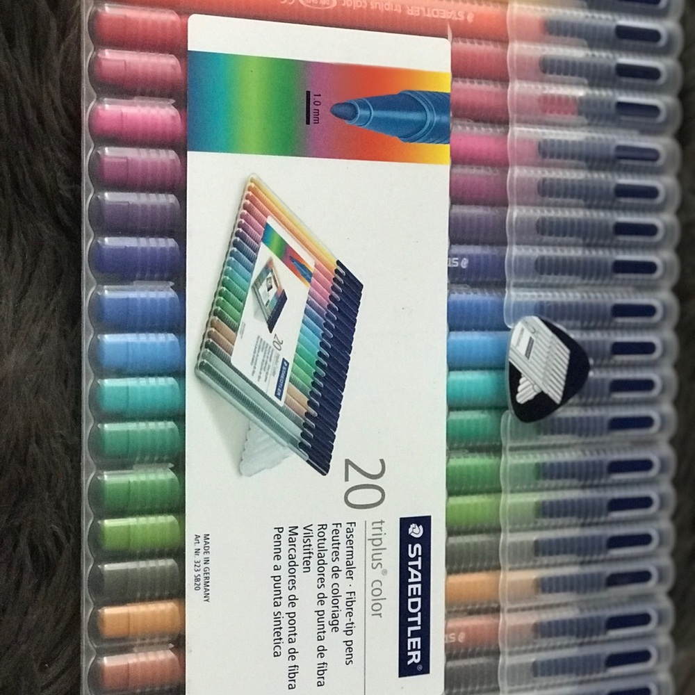 Staedtler NEW artist markers